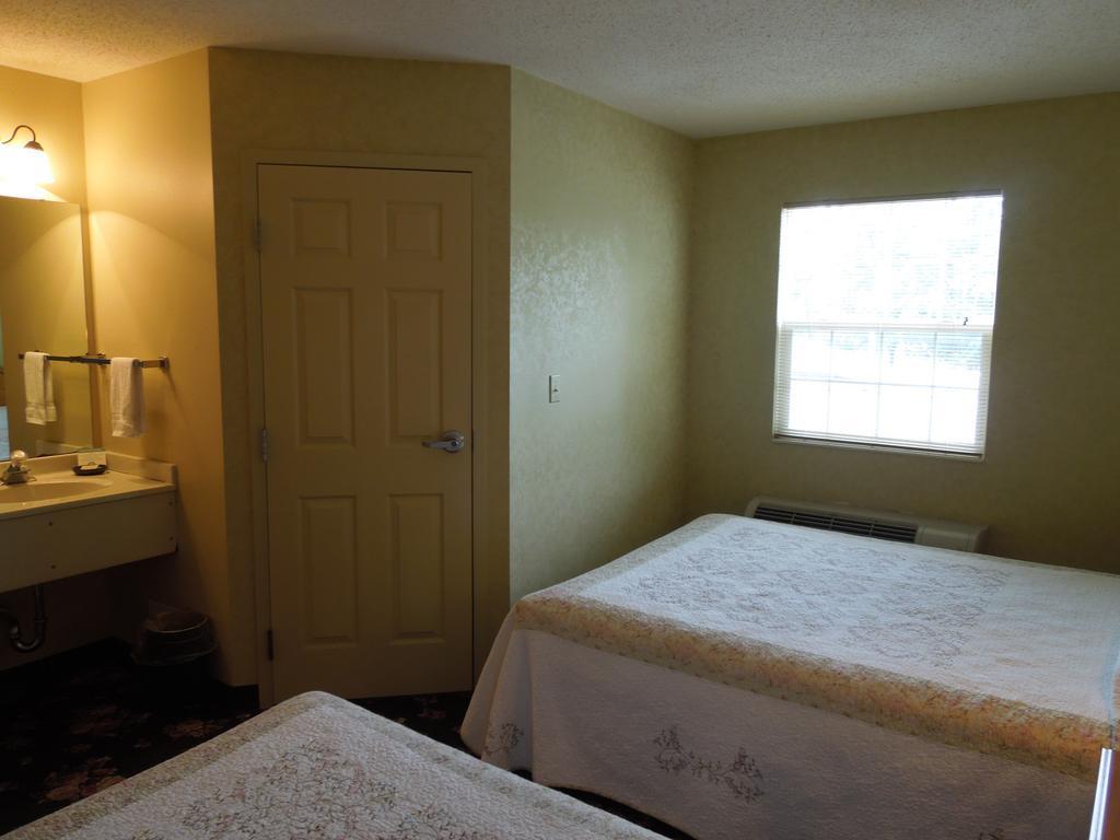 Ourguest Inn And Suites Catawba Island Port Clinton Quarto foto